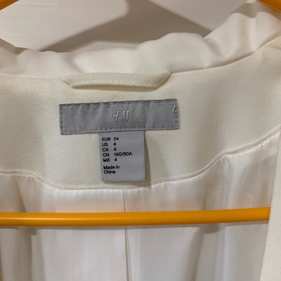 H&M CREAM BLAZER - Picture 3 of 4
